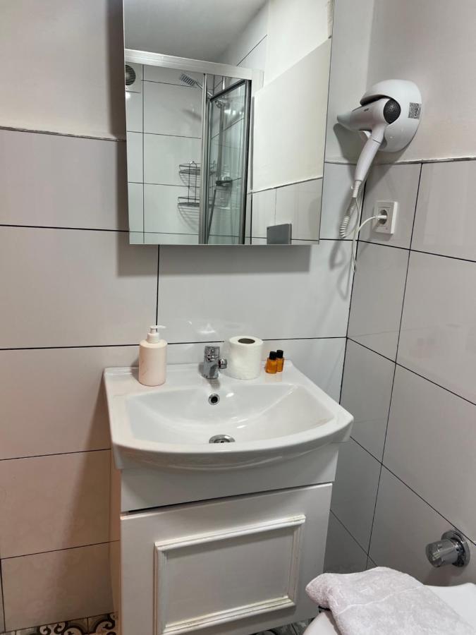 St Moscow Suites Taksim Istanboel Buitenkant foto